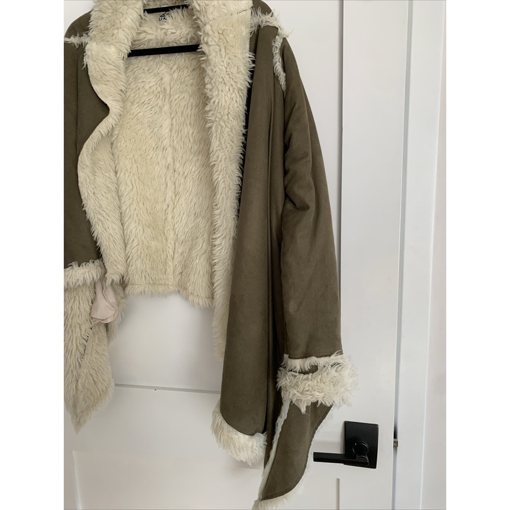 UNIF Chelsea Shearling Coat Women small Olive Faux Fur Open Front penny lane Y2K - Picture 10 of 16
